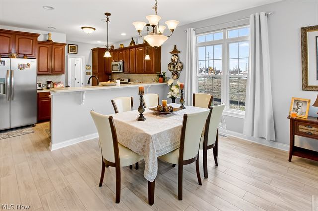 5121 Shepherds Glen, Willoughby, OH 44094