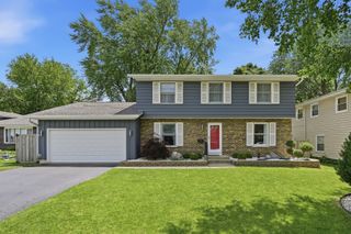 117 Lloyd Street, Cary, IL 60013