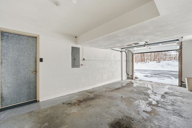 551 Hildreth St 21, Dracut, MA 01826