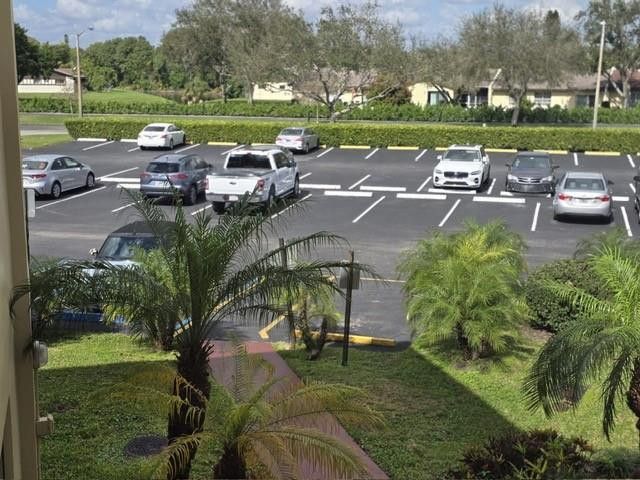 5160 Las Verdes Circle 217, Delray Beach, FL 33484