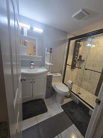 5160 Las Verdes Circle 217, Delray Beach, FL 33484