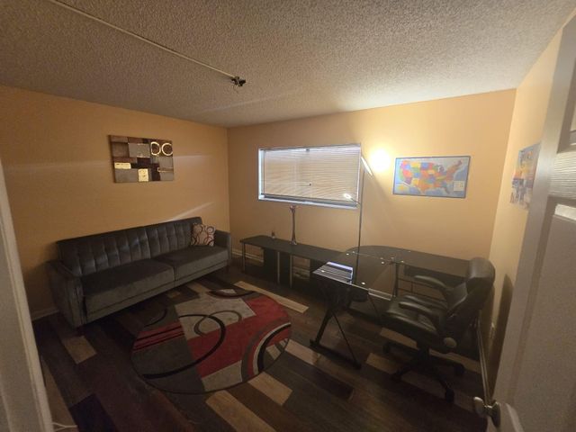 5160 Las Verdes Circle 217, Delray Beach, FL 33484