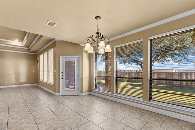 5811 Oak Creek, Midland, TX 79707