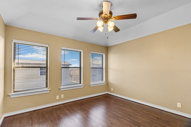 5811 Oak Creek, Midland, TX 79707