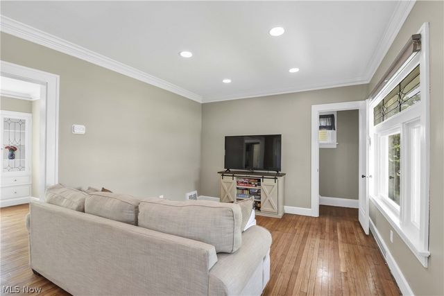 4213 W 223rd Street, Fairview Park, OH 44126
