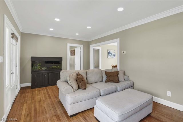 4213 W 223rd Street, Fairview Park, OH 44126