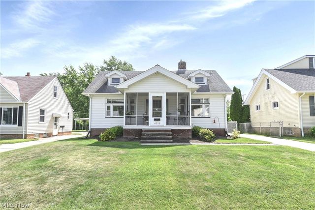 4213 W 223rd Street, Fairview Park, OH 44126