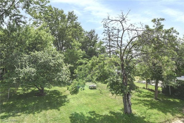 4213 W 223rd Street, Fairview Park, OH 44126