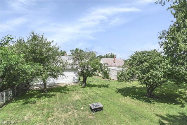 4213 W 223rd Street, Fairview Park, OH 44126