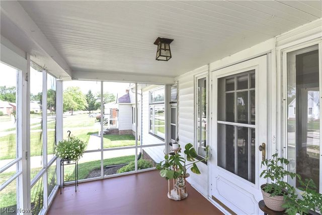 4213 W 223rd Street, Fairview Park, OH 44126