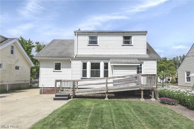 4213 W 223rd Street, Fairview Park, OH 44126