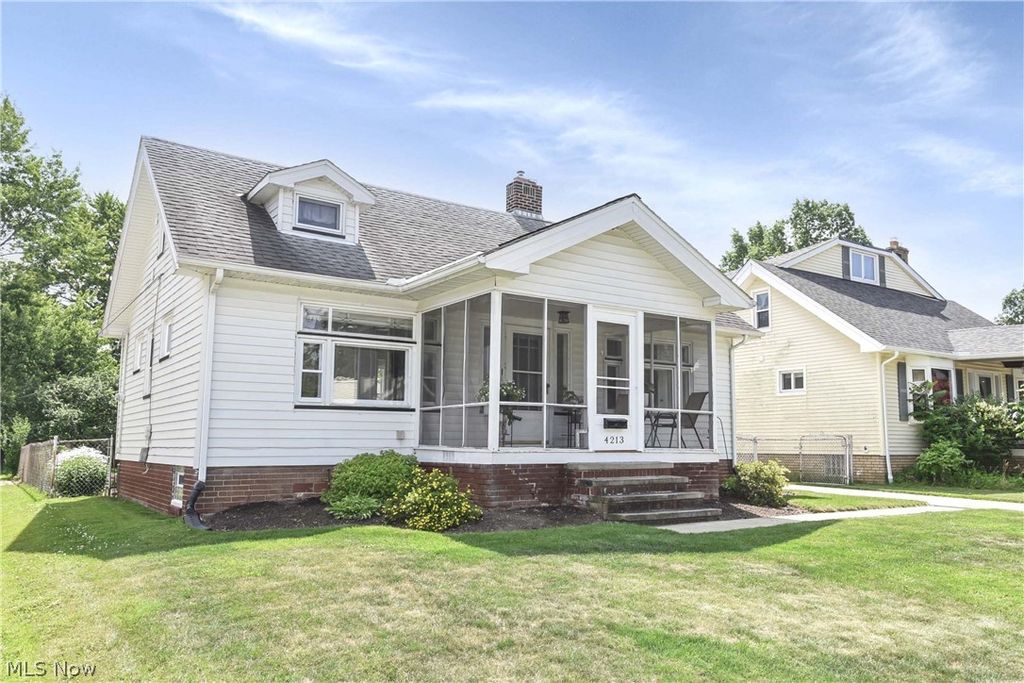 4213 W 223rd Street, Fairview Park, OH 44126
