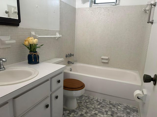 6260 NE 18th Avenue 831, Fort Lauderdale, FL 33334