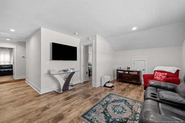 1442 Creekwood Road, Hope Mills, NC 28348