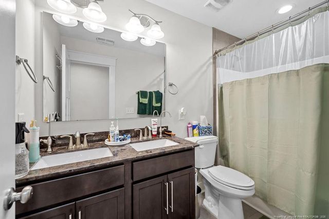 1442 Creekwood Road, Hope Mills, NC 28348