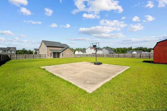 1442 Creekwood Road, Hope Mills, NC 28348