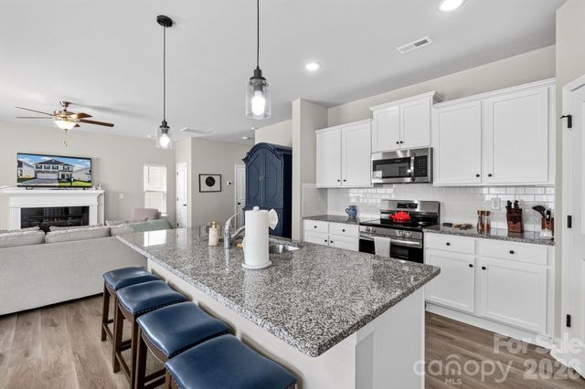 5223 Belstone Lane, Charlotte, NC 28215