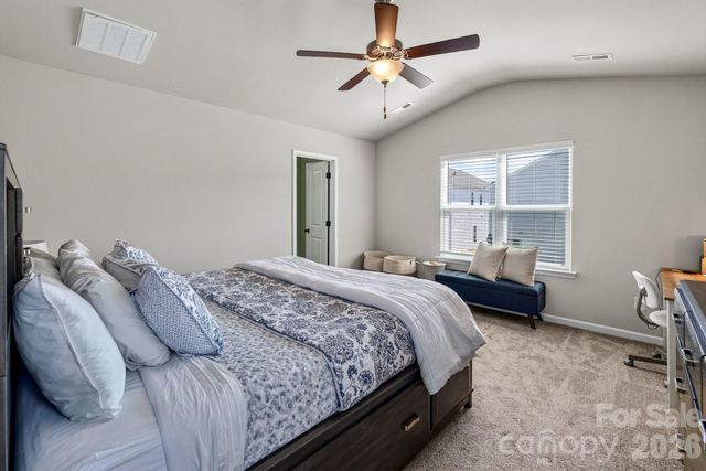 5223 Belstone Lane, Charlotte, NC 28215