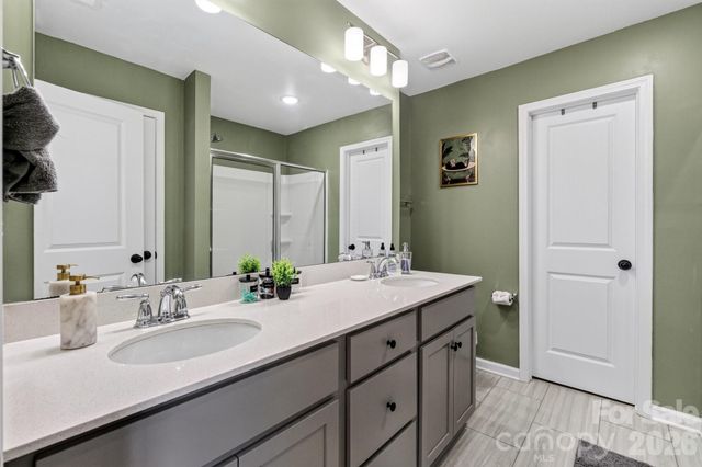 5223 Belstone Lane, Charlotte, NC 28215