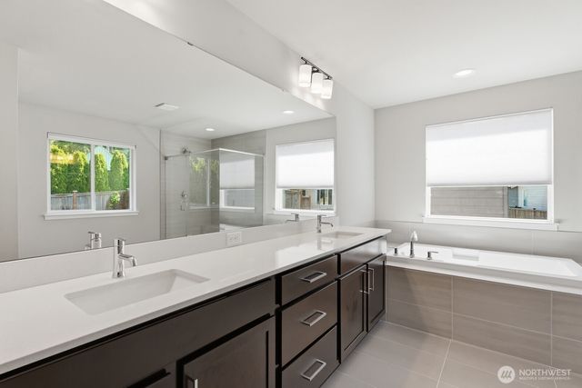 2466 NE Athlon Court, Poulsbo, WA 98370