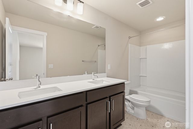 2466 NE Athlon Court, Poulsbo, WA 98370