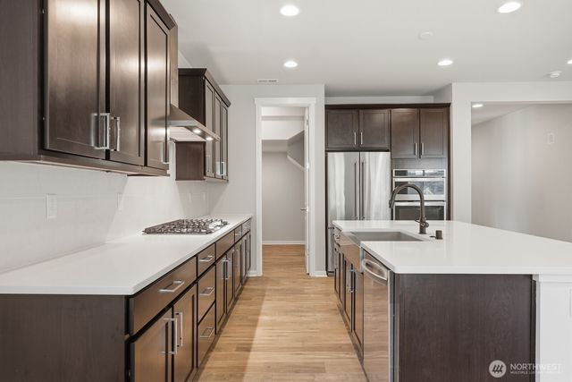 2466 NE Athlon Court, Poulsbo, WA 98370