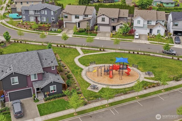 2466 NE Athlon Court, Poulsbo, WA 98370