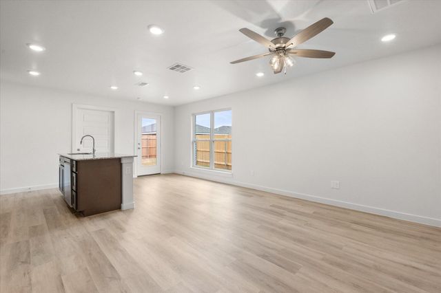 510 E 24th Street, Wolfforth, TX 79382