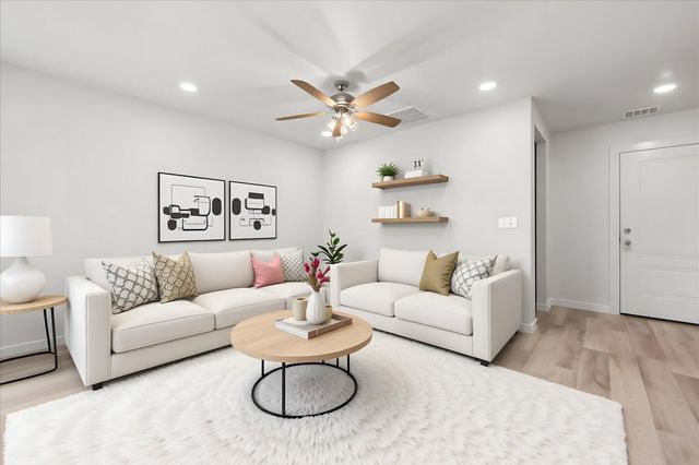 510 E 24th Street, Wolfforth, TX 79382