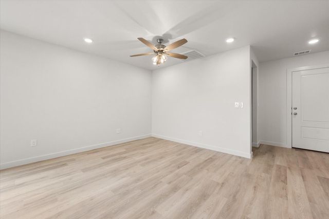 510 E 24th Street, Wolfforth, TX 79382