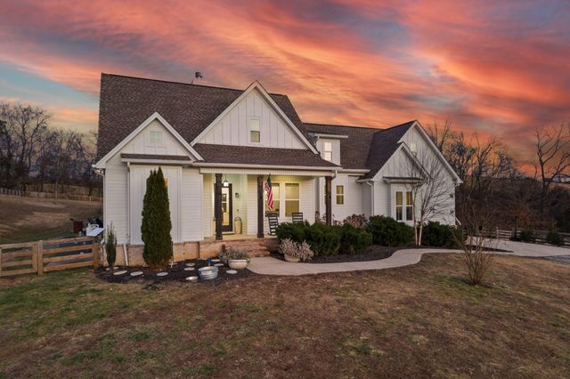 1677 Blackburn Ln, Spring Hill, TN 37174