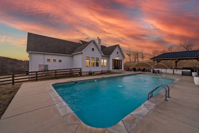 1677 Blackburn Ln, Spring Hill, TN 37174