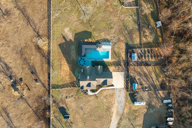 1677 Blackburn Ln, Spring Hill, TN 37174