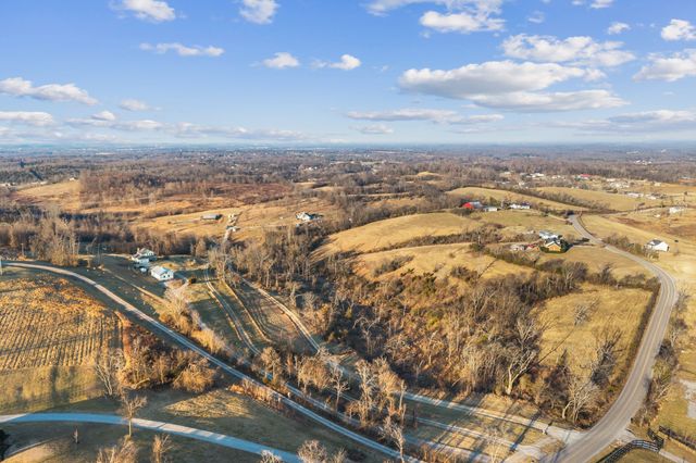 1677 Blackburn Ln, Spring Hill, TN 37174