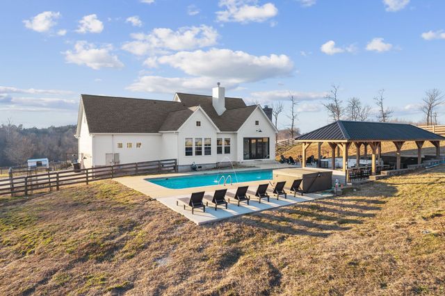 1677 Blackburn Ln, Spring Hill, TN 37174