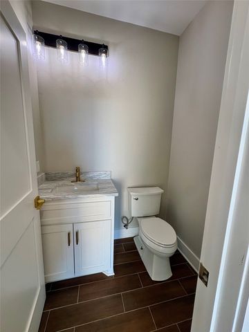 2713 Stone Briar Drive, Mt Pleasant, TX 75455