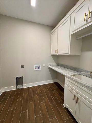 2713 Stone Briar Drive, Mt Pleasant, TX 75455