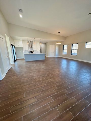 2713 Stone Briar Drive, Mt Pleasant, TX 75455