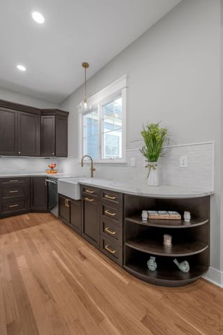 1905 General Warfield Way, Lexington, KY 40505