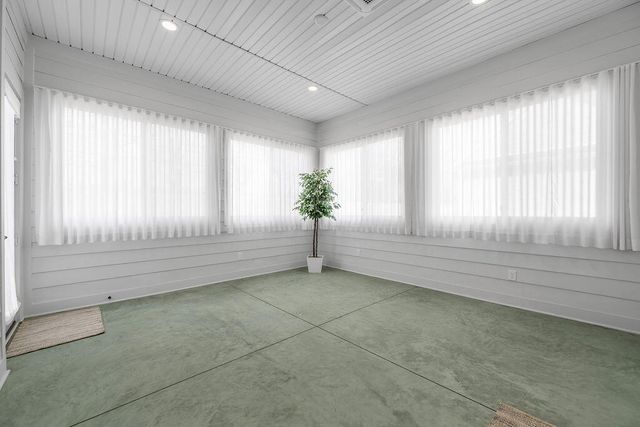 1905 General Warfield Way, Lexington, KY 40505