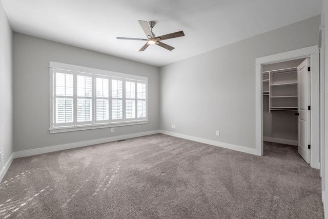 1905 General Warfield Way, Lexington, KY 40505