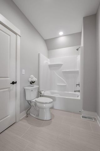 1905 General Warfield Way, Lexington, KY 40505