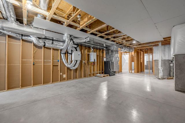 1905 General Warfield Way, Lexington, KY 40505