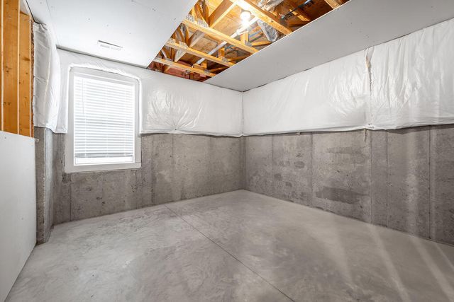 1905 General Warfield Way, Lexington, KY 40505