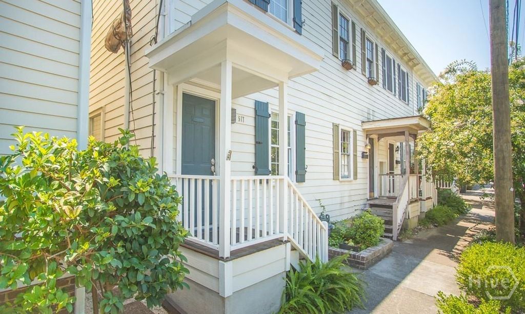 Image 1 of property listing at 517 E Gordon Street, Savannah, GA 31401