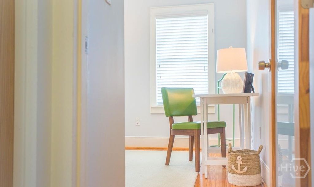 Image 23 of property listing at 517 E Gordon Street, Savannah, GA 31401