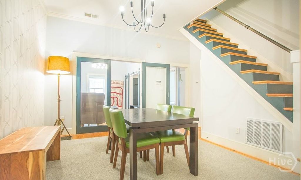 Image 39 of property listing at 517 E Gordon Street, Savannah, GA 31401