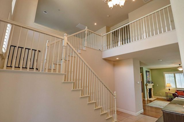 2591 E Powers Avenue, Fresno, CA 93720