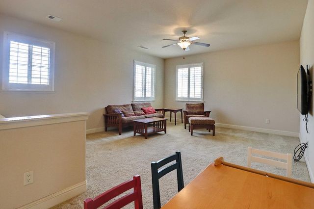 2591 E Powers Avenue, Fresno, CA 93720