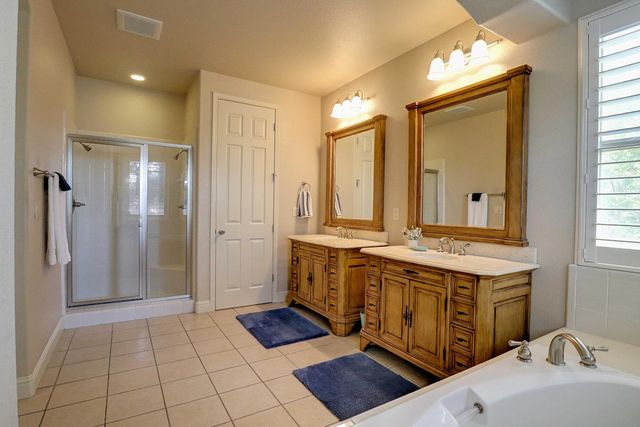 2591 E Powers Avenue, Fresno, CA 93720